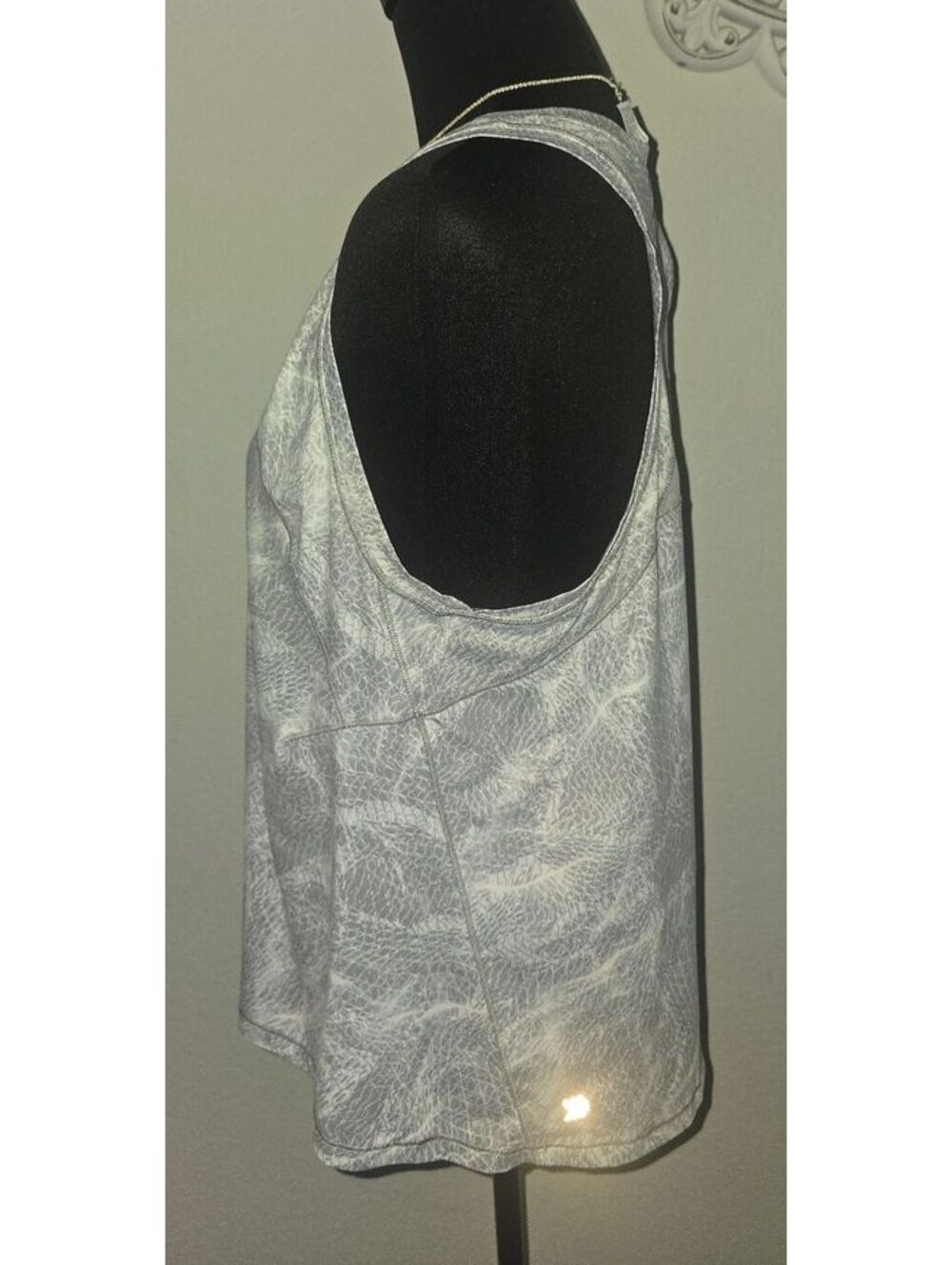All in Motion Women's Medium Gray Patterned Athletic Tank Top - Picture 2 of 4